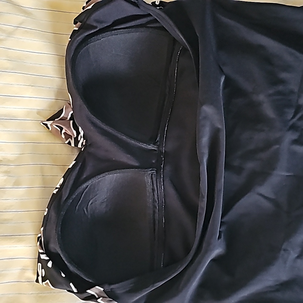 Aqua Green Black and brown swimsuit Size XL - Picture 9 of 16